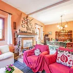 Cozy Home In Crespina Pi With Sauna Semesterbostad *