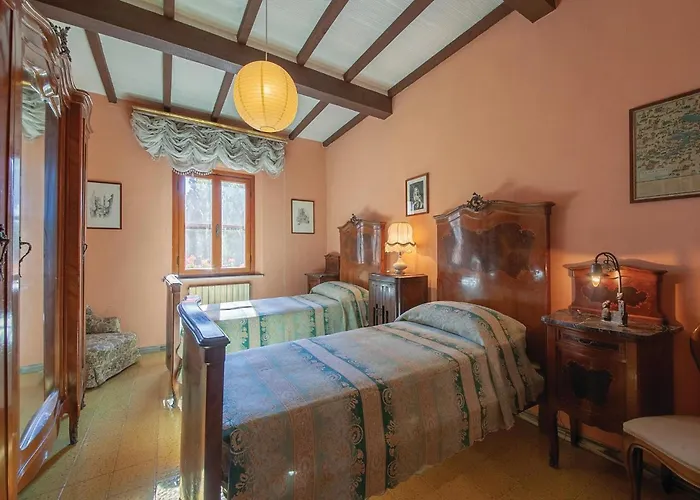 Cozy In Pi With Sauna Crespina